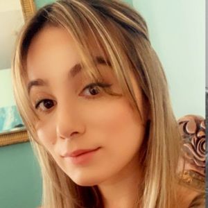 Meet your Posher, Tabitha